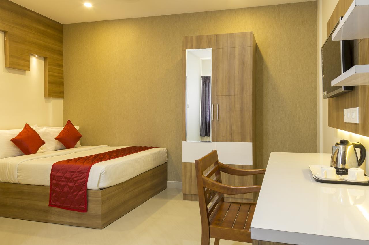 Hostess Thekkady Hotel ภายนอก รูปภาพ