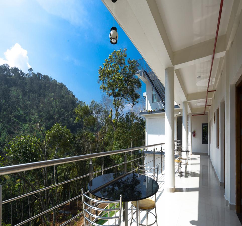 Hostess Thekkady Hotel ภายนอก รูปภาพ