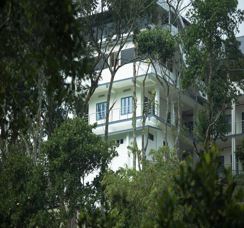 Hostess Thekkady Hotel ภายนอก รูปภาพ
